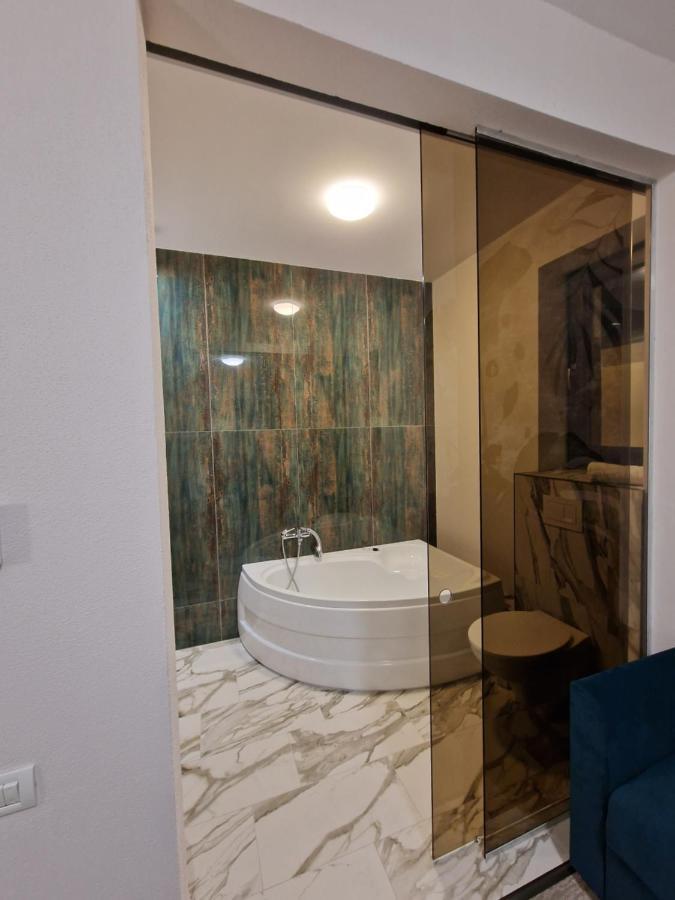 Art'S Luxury Boutique Hotel オラデア エクステリア 写真